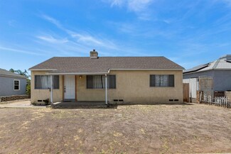 1670 Skyline Dr, Lemon Grove, CA 91945