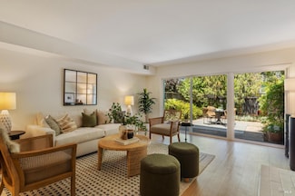 29 Porto Bello Dr, San Rafael, CA 94901