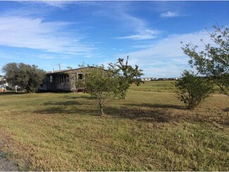 23 Cross Beach Rd, Seabrook, NH 03874