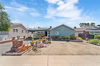 7426 Lemp Ave, North Hollywood, CA 91605