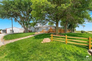 845 C Rd, Centralia, KS 66415