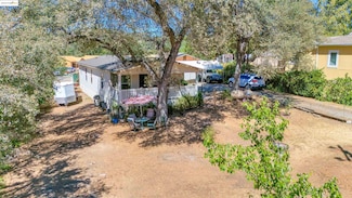 18410 Oak St, Tuolumne, CA 95379