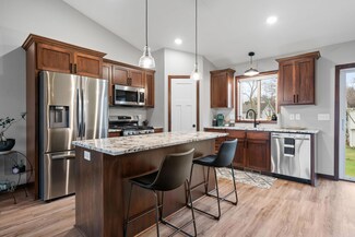 3772 98th Ct NE, Circle Pines, MN 55014