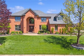 763 Beechwood Dr, Tipp City, OH 45371