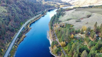 20836 Ryegrass Ln, Lenore, ID 83541