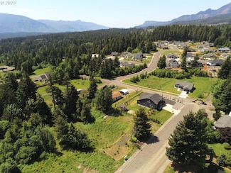 960 NW Angel Heights Rd, Stevenson, WA 98648