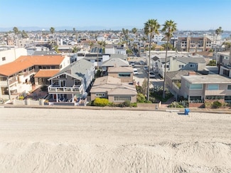 6025 E Seaside Walk, Long Beach, CA 90803