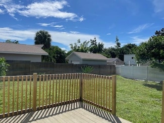 2412 Webber St, Sarasota, FL 34239