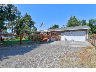 303 NW Third St, Grass Valley, OR 97029