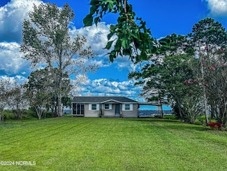 6435 Sound Side Rd, Columbia, NC 27925