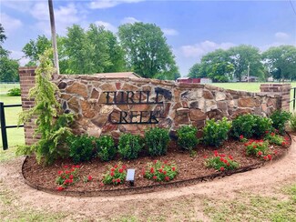 10401 W Turtle Creek Cir, Lexington, OK 73051