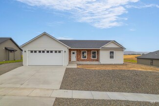1729 Golden Hills Dr, Lewiston, ID 83501