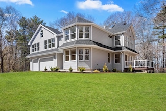 5 Abi Saad Cir, Middleboro, MA 02346
