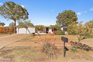 4105 Roxbury Dr, El Paso, TX 79922