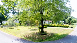 1300 W Sherry Dr, Rossville, GA 30741