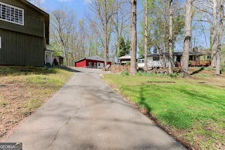 113 Terrace Cir, Cleveland, GA 30528