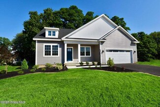 20 Edenfield St, Albany, NY 12211