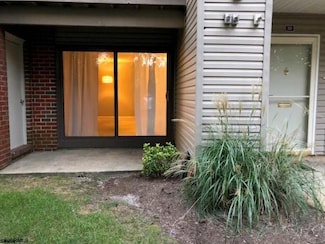 301 Meadowbrook Dr Unit 3A, Mays Landing, NJ 08330