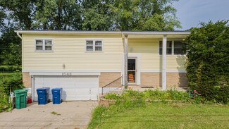 1048 Belle Plaine Ave, Gurnee, IL 60031