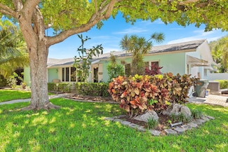 1098 SW 2nd St, Boca Raton, FL 33486