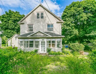636 Merchants Rd, Rochester, NY 14609
