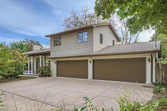 4208 Lakewood Ave, Saint Paul, MN 55110