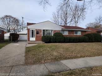 4661 Reader Dr, Warren, MI 48092