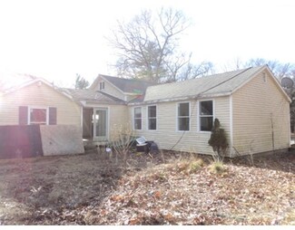 873 Mashamoquet Rd, Pomfret Center, CT 06259