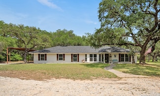 23 Sunrise Dr, Pleasanton, TX 78064
