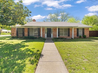 1405 Wellington Dr, Denton, TX 76209