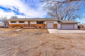 831 25 1 4 Ln, Pueblo, CO 81006