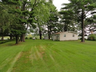 W5682 N Island Dr, Endeavor, WI 53930