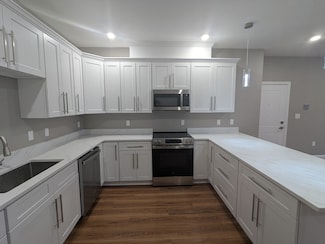 13 Nahant St Unit 2C, Lynn, MA 01902