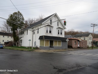 229 Bleecker St Unit 4, Gloversville, NY 12078