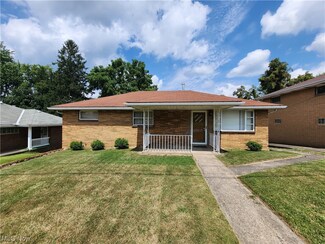 150 N 15th St, Weirton, WV 26062