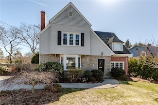 102 Pleasant View Rd, Warwick, RI 02888