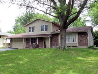638 Langford Dr Unit 2, Bolingbrook, IL 60440