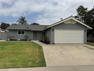 11262 Pine St, Los Alamitos, CA 90720
