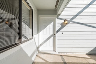 3057 NW 28th Cir, Gainesville, FL 32605