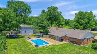 1106 Rolling Wood Hills Dr, Durant, OK 74701