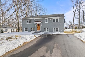 43 Norwood Farms Rd, York, ME 03909