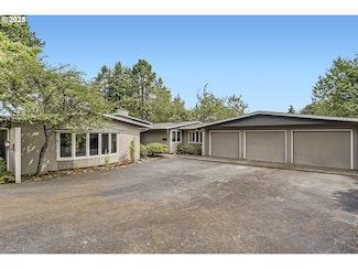 5055 Summit St, West Linn, OR 97068