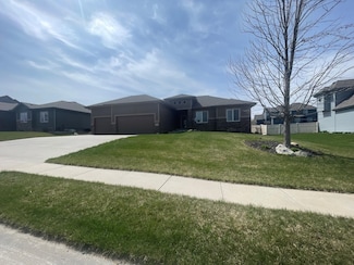 12620 S 81st St, Papillion, NE 68046