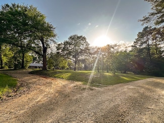 I-45 Feeder Rd, Huntsville, TX 77340
