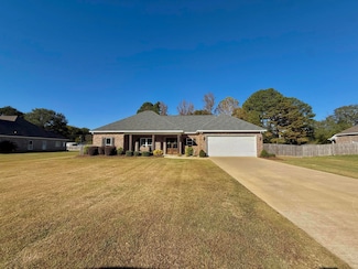 112 Cypress St, Mathiston, MS 39752