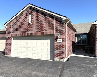 49902 Walter Ct, Shelby Township, MI 48317