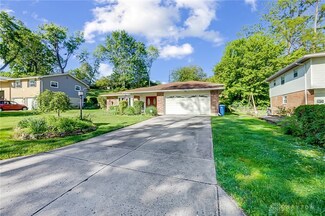 813 Cascade Dr, Beavercreek, OH 45431