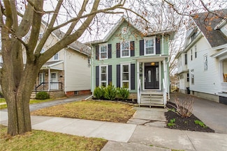 47 High St, Geneva, NY 14456
