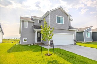 421 Fireside Dr NW, Bondurant, IA 50035
