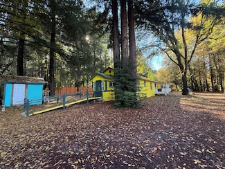 770 Branscomb Rd, Laytonville, CA 95454